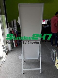 Standee gia công khung sắt